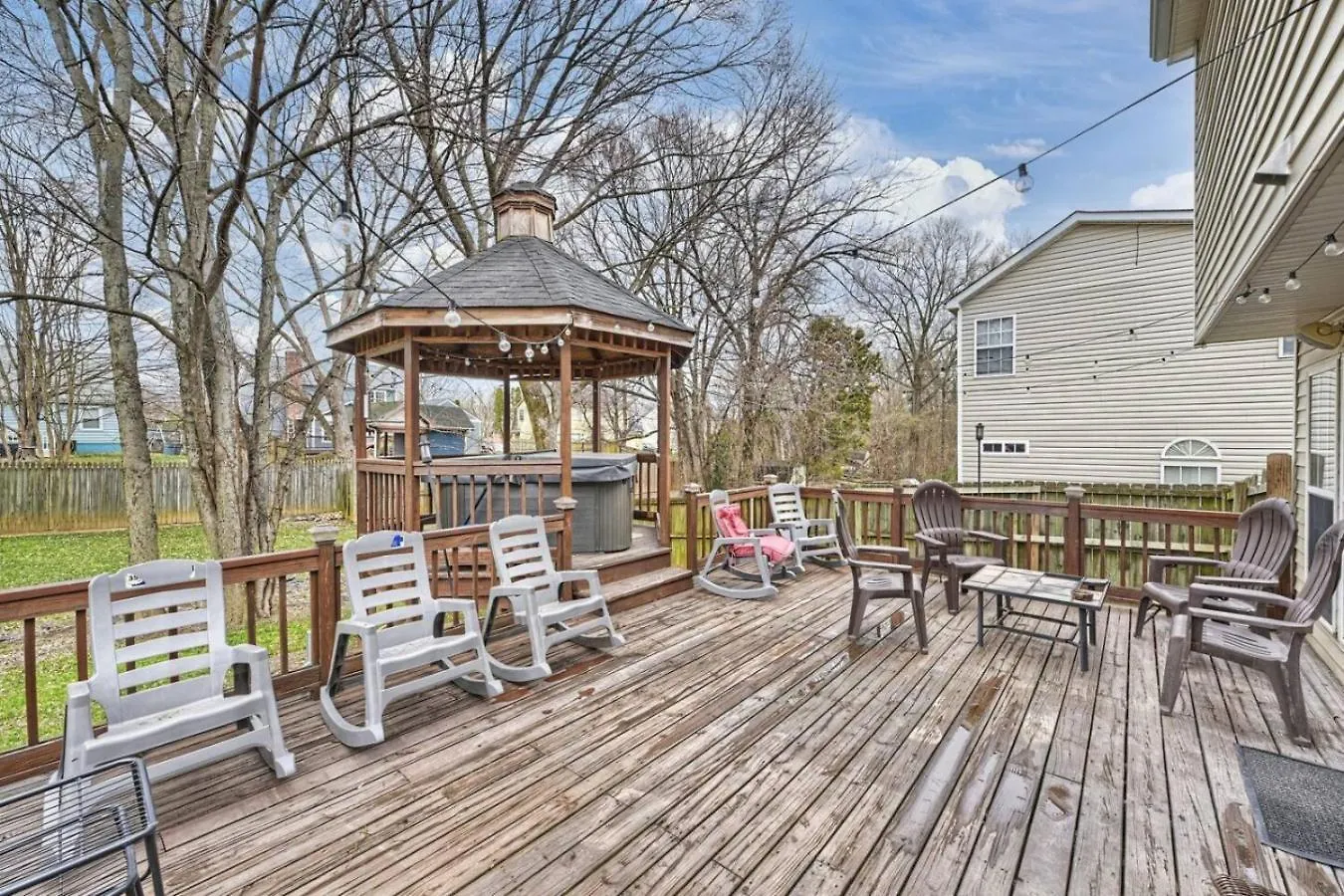Villa Charlotte 4Br Cozy Retreat