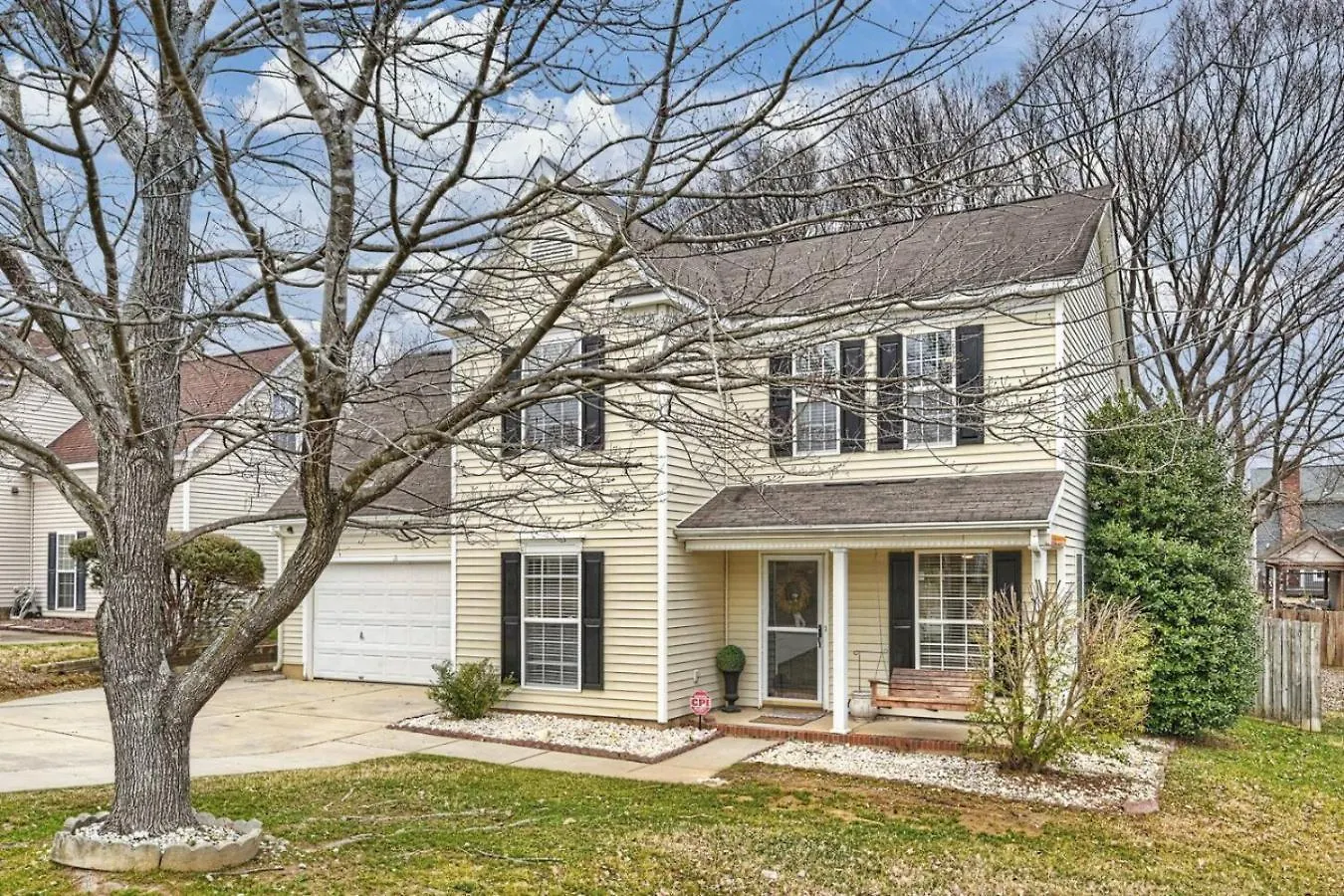 Villa Charlotte 4Br Cozy Retreat